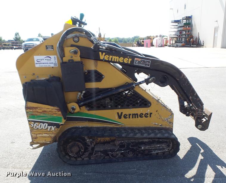 image for item K7509 2006 Vermeer S600TX compact utility loader