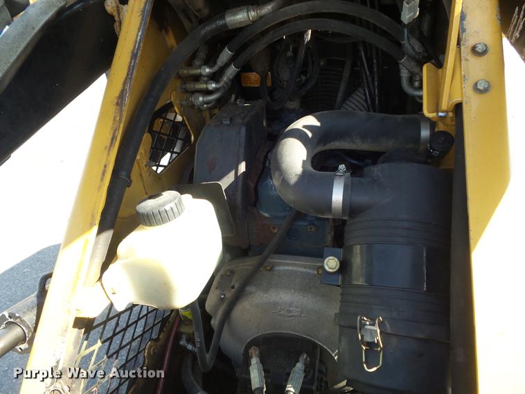 image for item K7509 2006 Vermeer S600TX compact utility loader