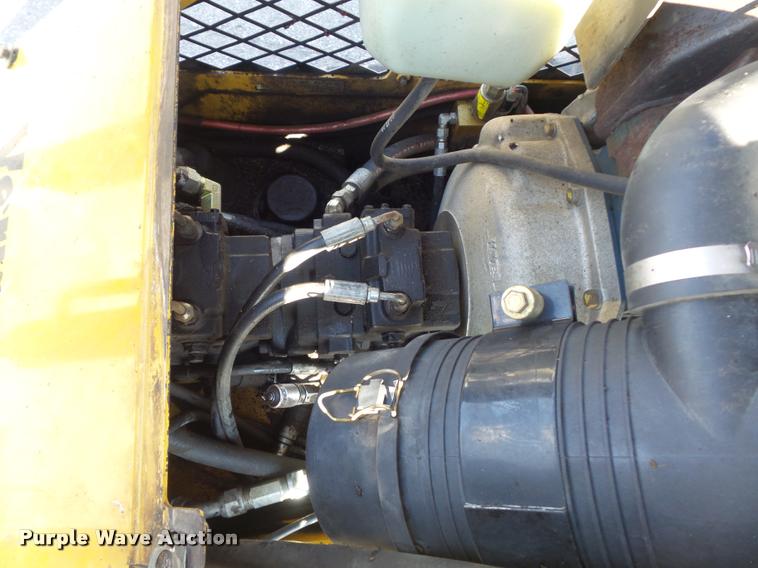 image for item K7509 2006 Vermeer S600TX compact utility loader