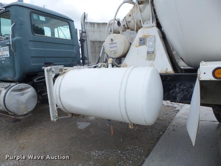 image for item K7511 1997 Mack RD690S ready mix truck