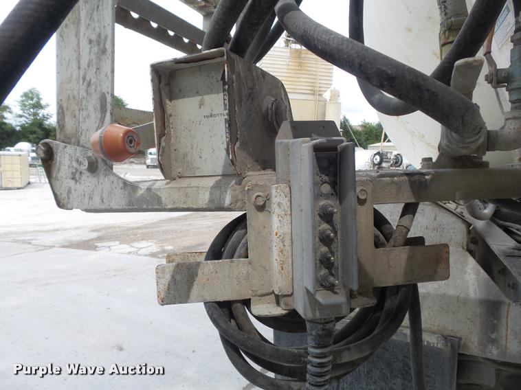 image for item K7511 1997 Mack RD690S ready mix truck