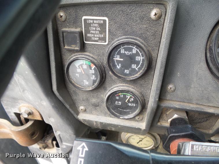 image for item K7511 1997 Mack RD690S ready mix truck