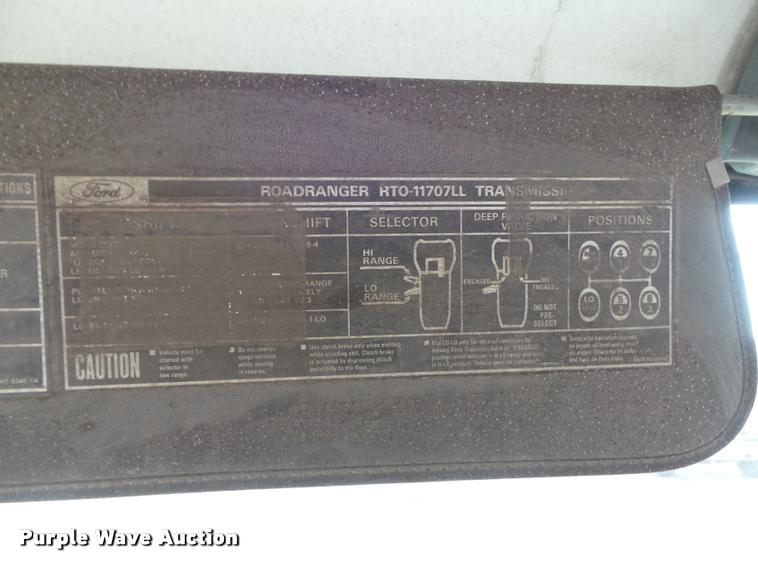 image for item K7512 1992 Ford LT9000 ready mix truck