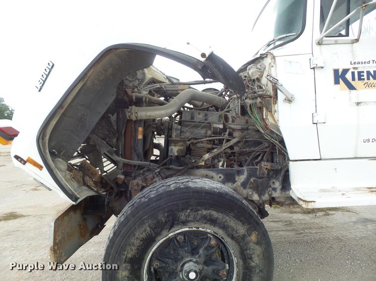 image for item K7512 1992 Ford LT9000 ready mix truck
