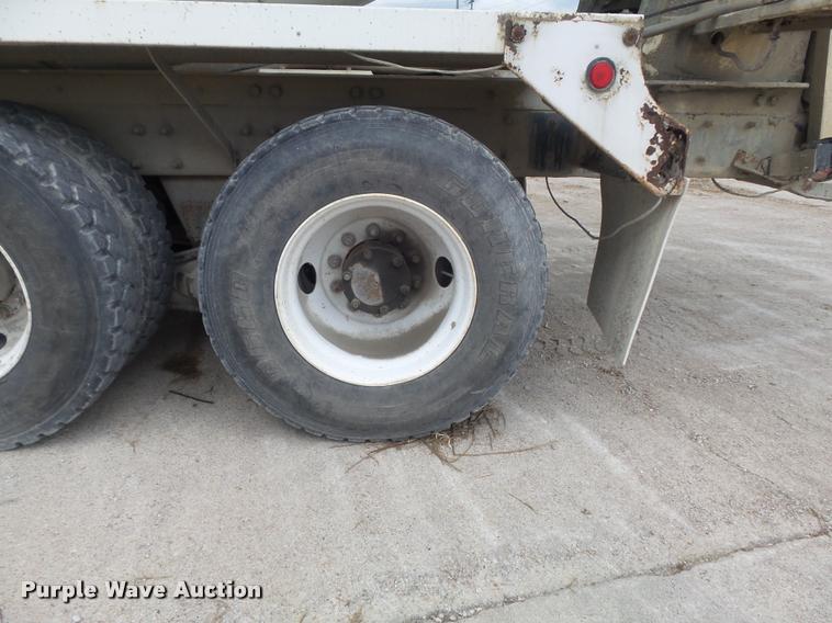 image for item K7515 1999 Mack RD690S ready mix truck