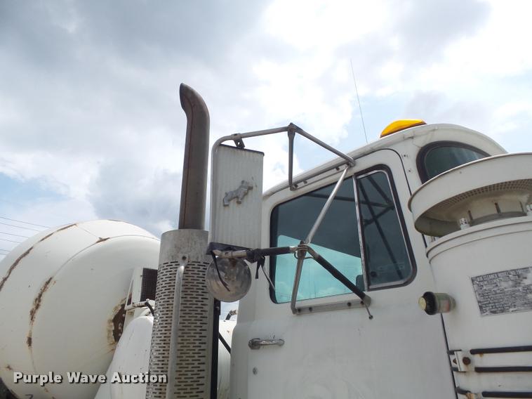 image for item K7515 1999 Mack RD690S ready mix truck
