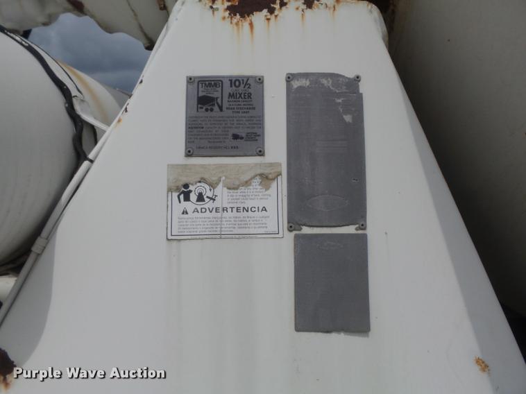 image for item K7515 1999 Mack RD690S ready mix truck