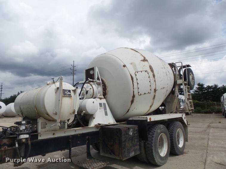 image for item K7515 1999 Mack RD690S ready mix truck