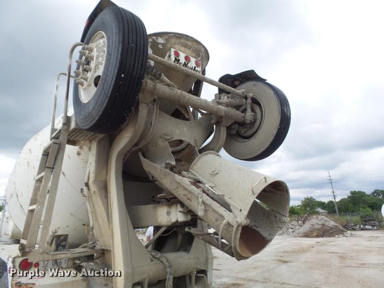 image for item K7515 1999 Mack RD690S ready mix truck