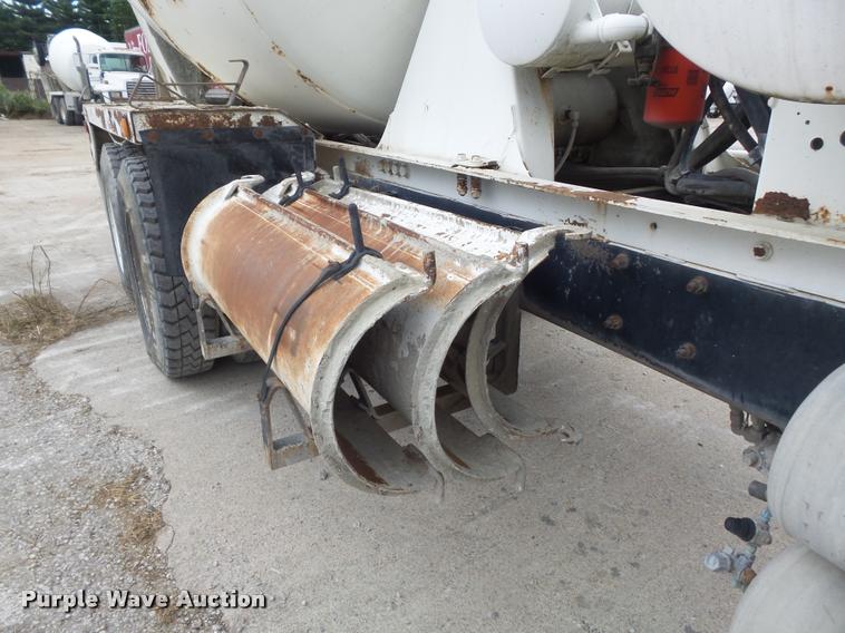 image for item K7515 1999 Mack RD690S ready mix truck