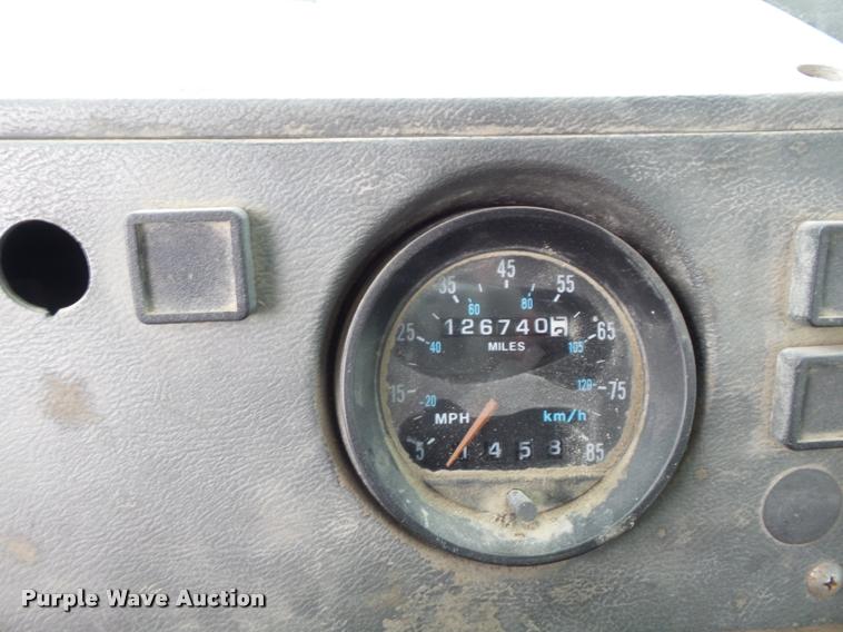 image for item K7515 1999 Mack RD690S ready mix truck