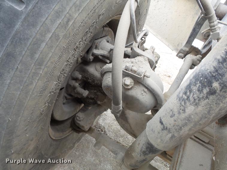 image for item K7515 1999 Mack RD690S ready mix truck