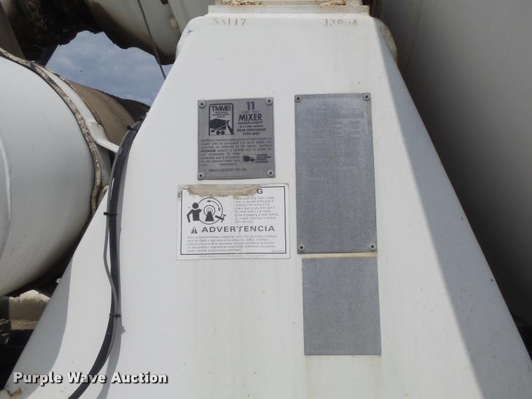 image for item K7516 1999 Mack RD690S ready mix truck