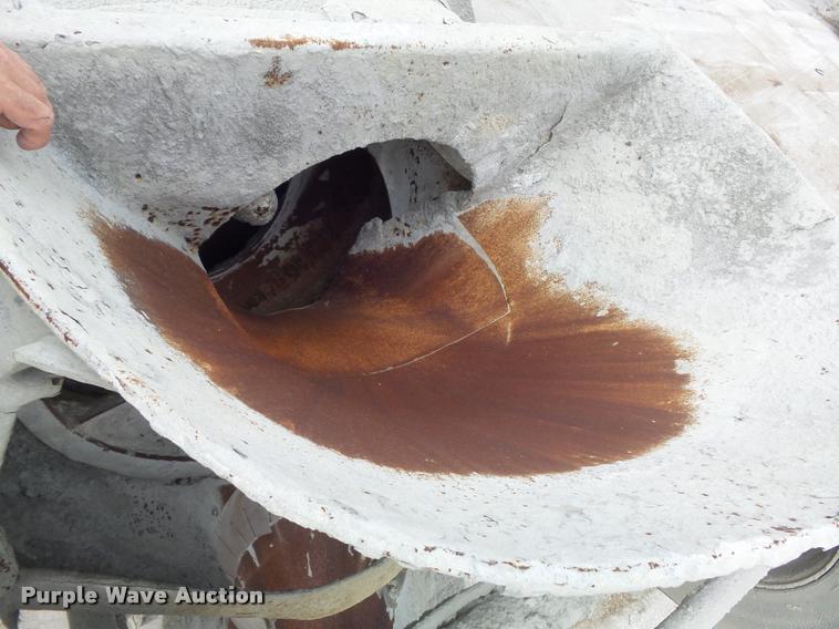 image for item K7516 1999 Mack RD690S ready mix truck