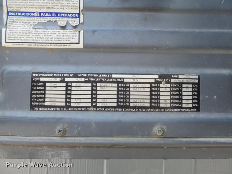 image for item K7516 1999 Mack RD690S ready mix truck