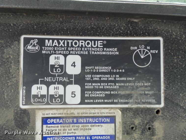 image for item K7516 1999 Mack RD690S ready mix truck