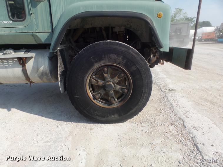 image for item K7517 1989 International F5070 ready mix truck