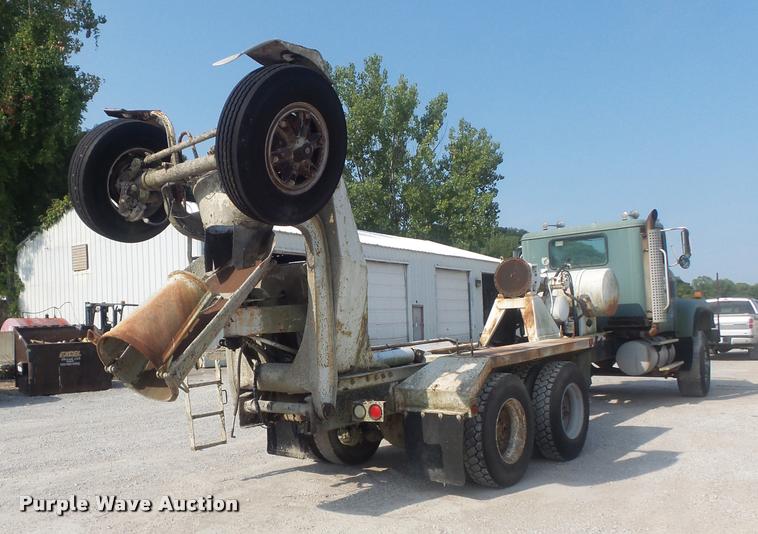 image for item K7519 1989 International F5070 ready mix truck