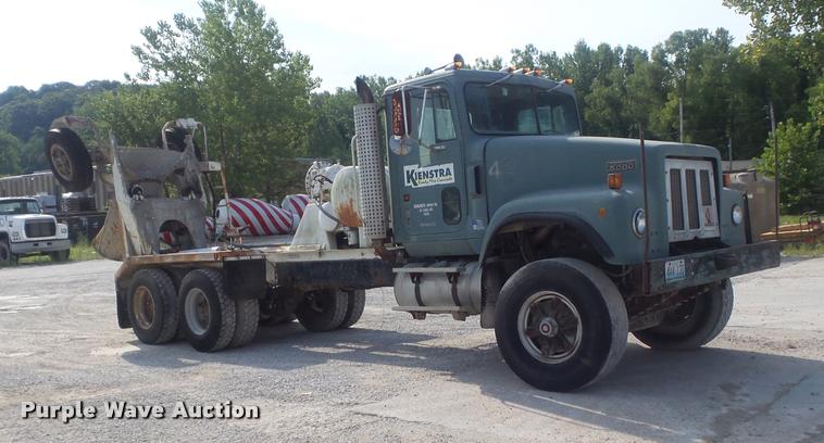 image for item K7519 1989 International F5070 ready mix truck