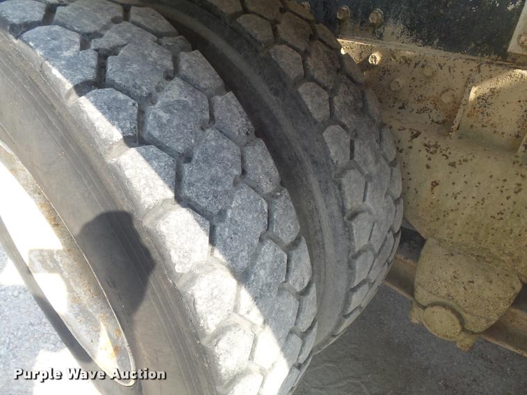 image for item K7519 1989 International F5070 ready mix truck