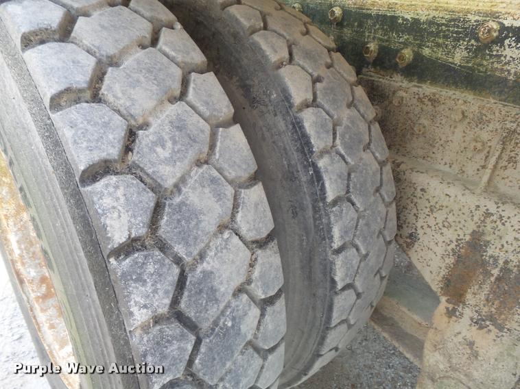 image for item K7519 1989 International F5070 ready mix truck