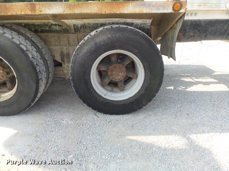 image for item K7519 1989 International F5070 ready mix truck