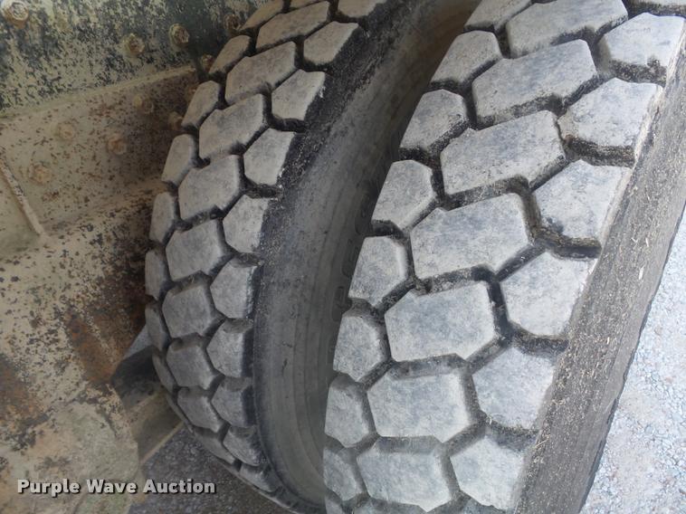 image for item K7519 1989 International F5070 ready mix truck