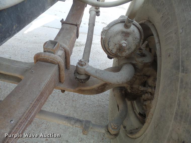 image for item K7519 1989 International F5070 ready mix truck