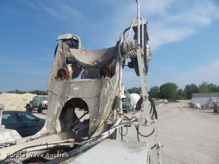 image for item K7520 1989 Ford LT9000 ready mix truck