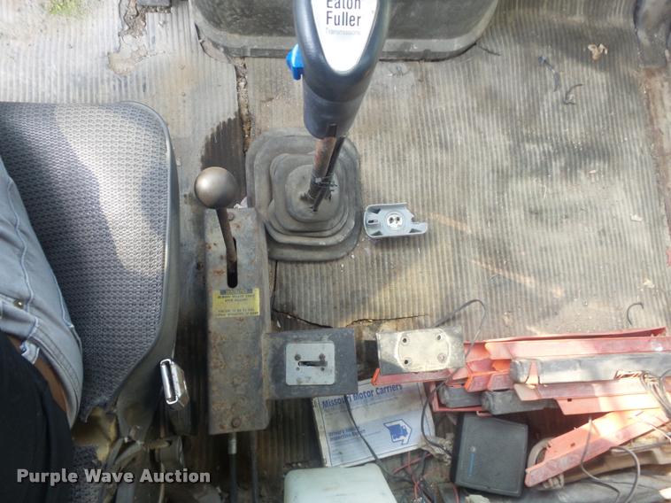 image for item K7520 1989 Ford LT9000 ready mix truck