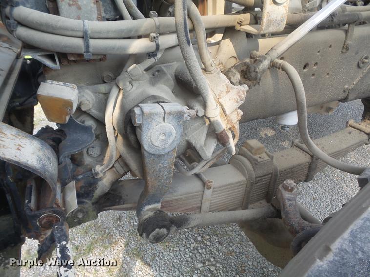 image for item K7520 1989 Ford LT9000 ready mix truck