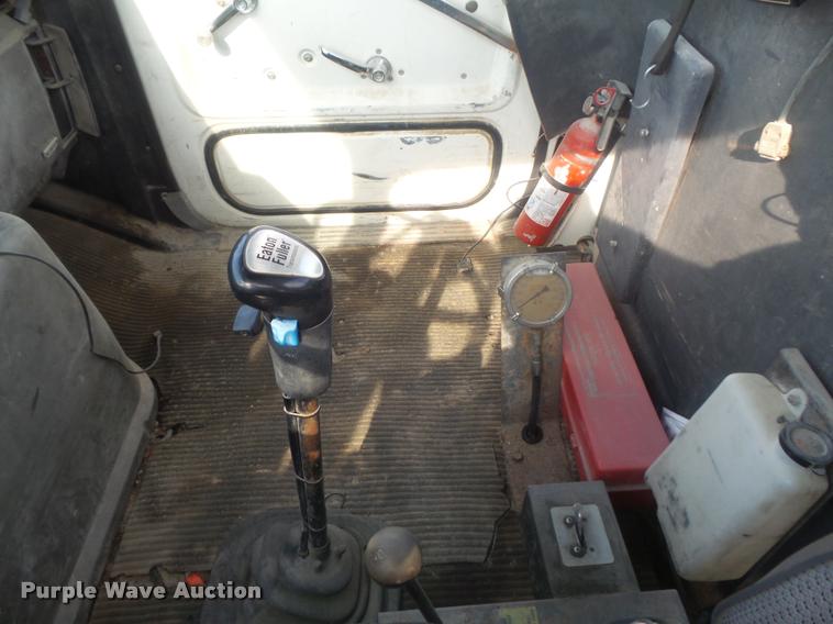 image for item K7521 1989 Ford LT9000 ready mix truck