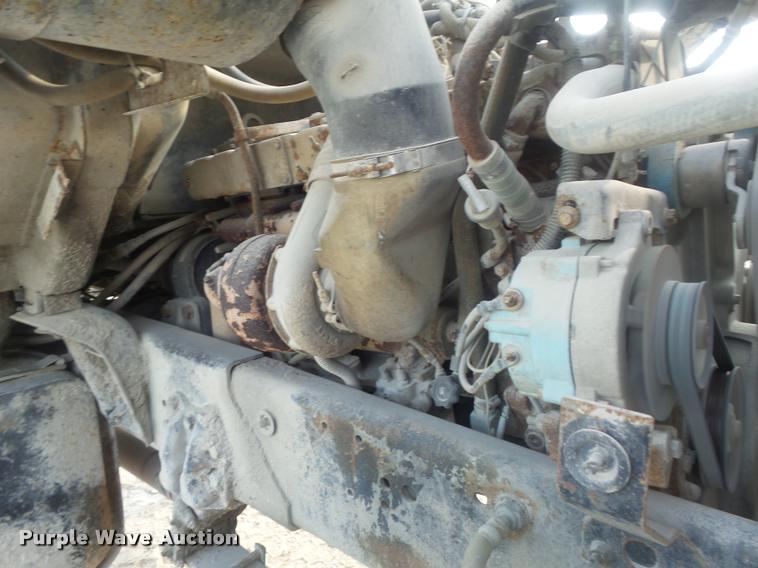 image for item K7521 1989 Ford LT9000 ready mix truck