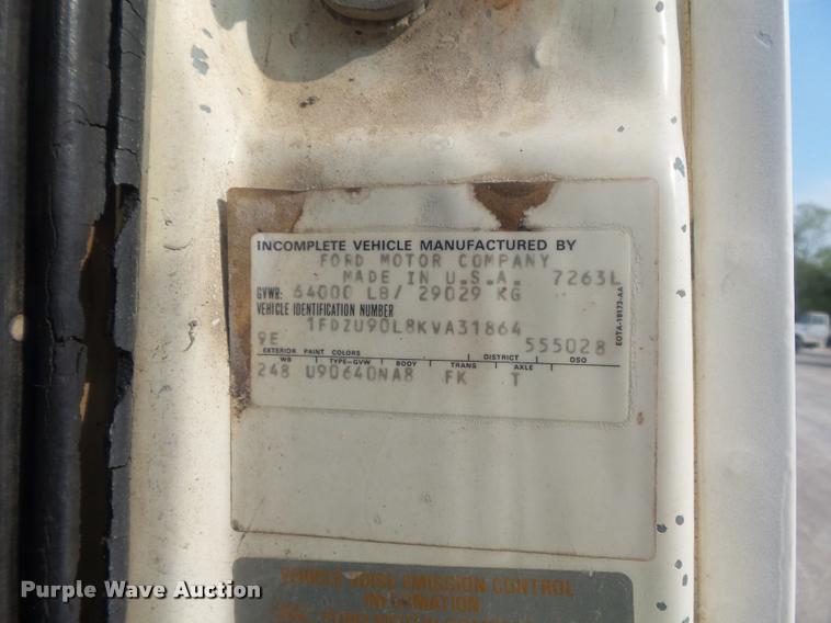 image for item K7521 1989 Ford LT9000 ready mix truck