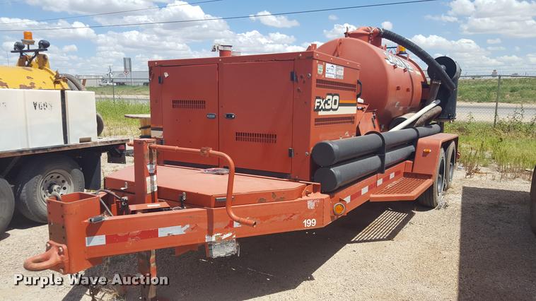 image for item L1510 2012 Ditch Witch FX30 vacuum trailer