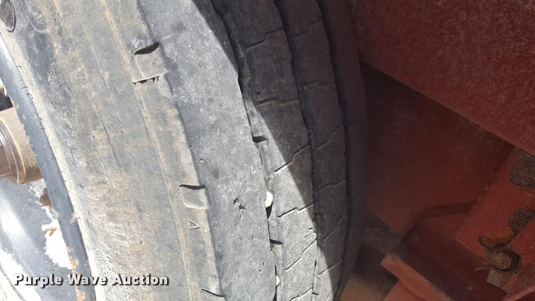 image for item L1510 2012 Ditch Witch FX30 vacuum trailer