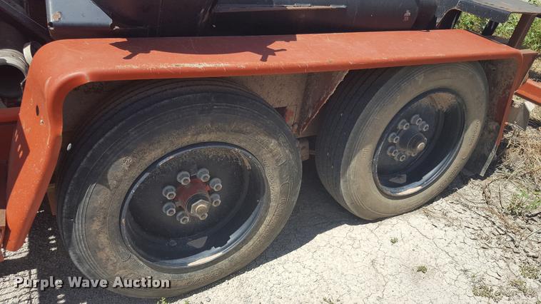 image for item L1512 2013 Ditch Witch FX30 vacuum trailer