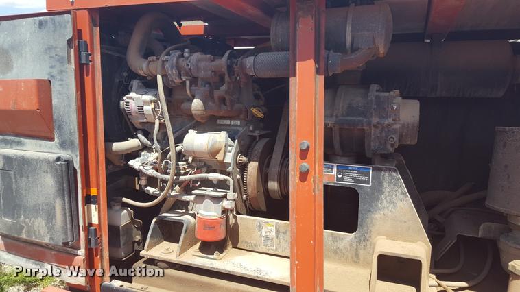 image for item L1512 2013 Ditch Witch FX30 vacuum trailer