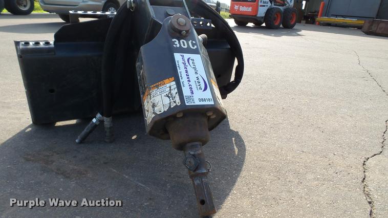 image for item DB8181 2012 Bobcat 30C auger