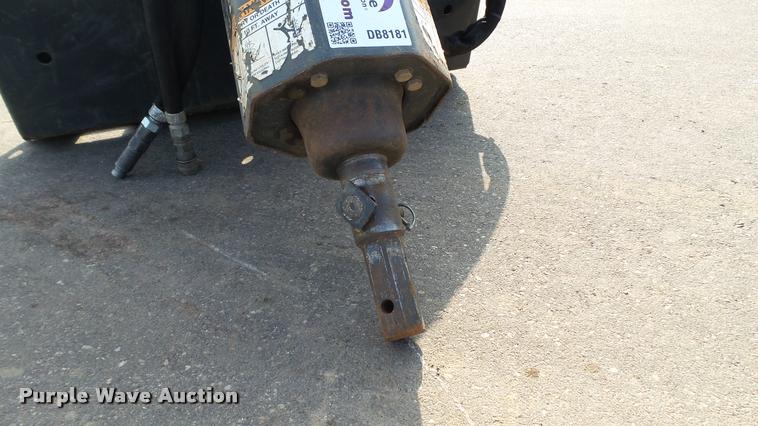 image for item DB8181 2012 Bobcat 30C auger
