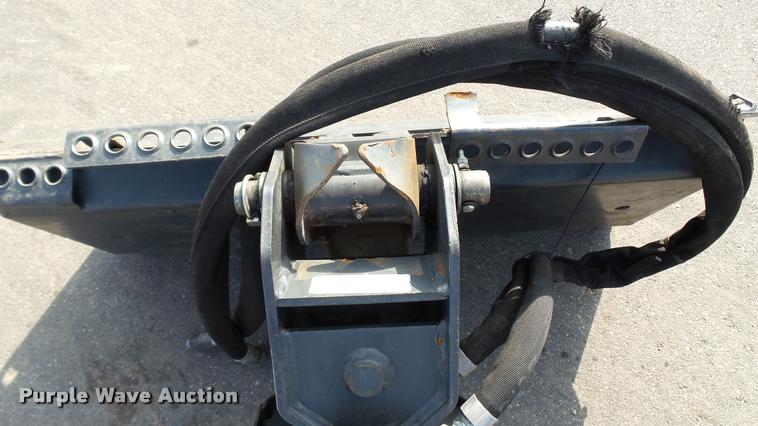 image for item DB8181 2012 Bobcat 30C auger