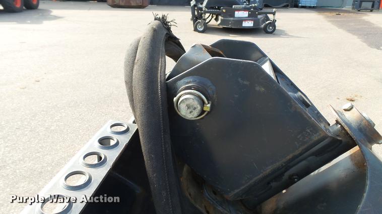 image for item DB8181 2012 Bobcat 30C auger