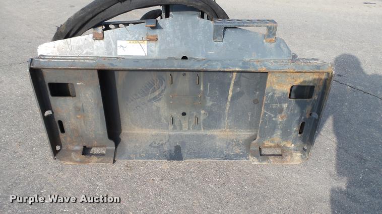 image for item DB8181 2012 Bobcat 30C auger