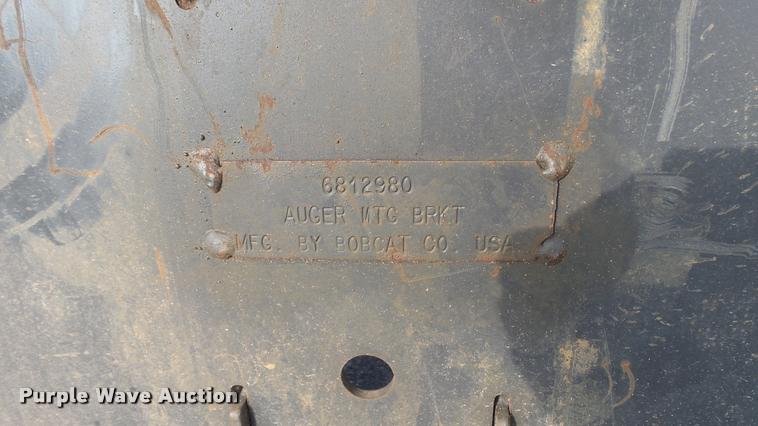 image for item DB8181 2012 Bobcat 30C auger