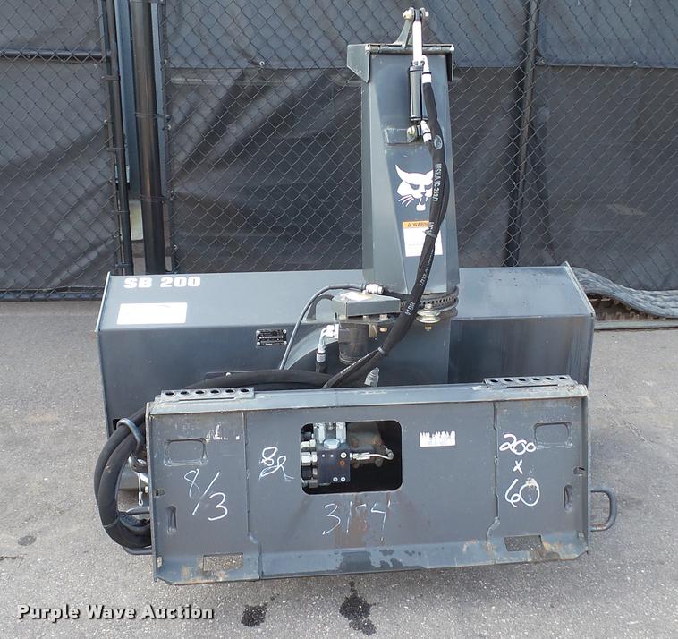image for item DB8182 2014 Bobcat SB200X60 snow blower