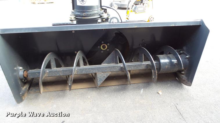 image for item DB8182 2014 Bobcat SB200X60 snow blower