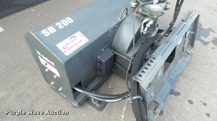 image for item DB8182 2014 Bobcat SB200X60 snow blower