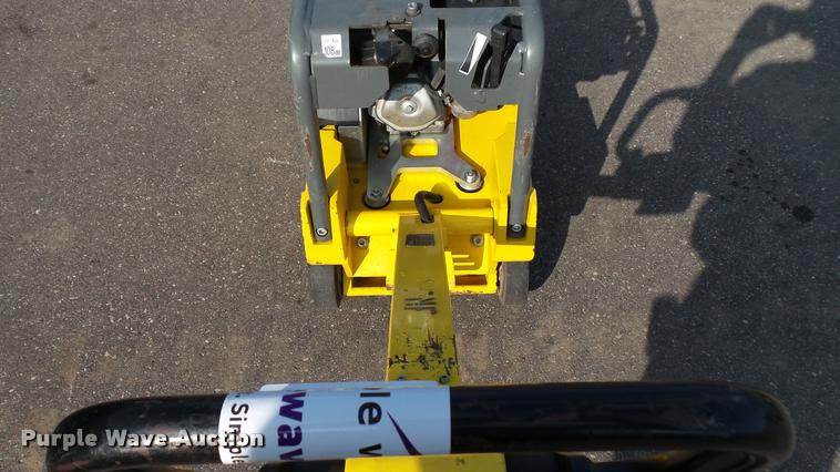 image for item DB8183 Wacker BPU3750 vibratory plate compactor
