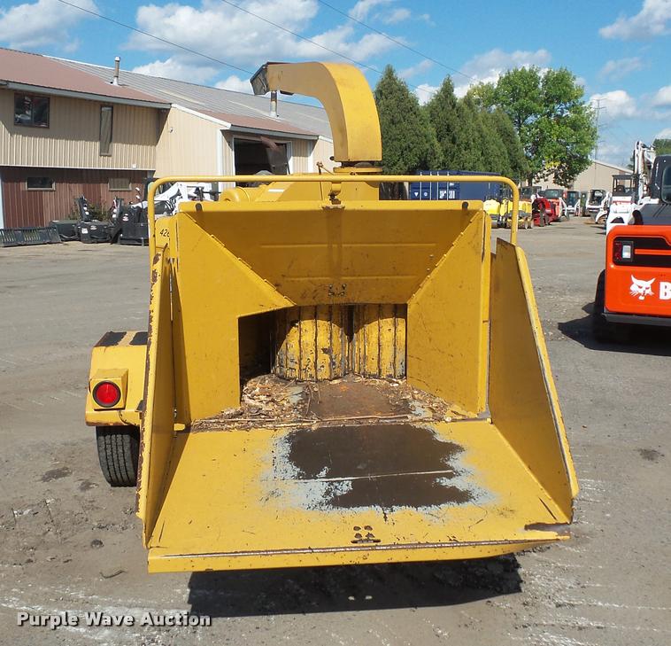 image for item DB8191 Vermeer BC1230 wood chipper