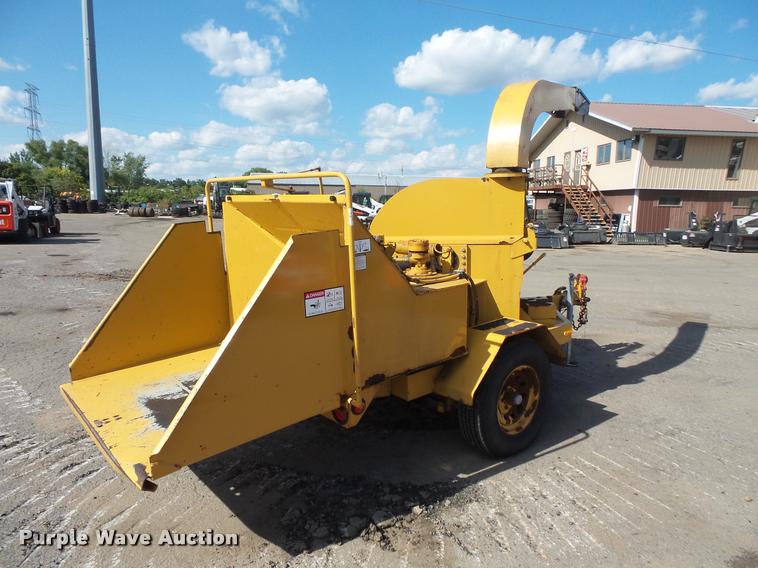 image for item DB8191 Vermeer BC1230 wood chipper
